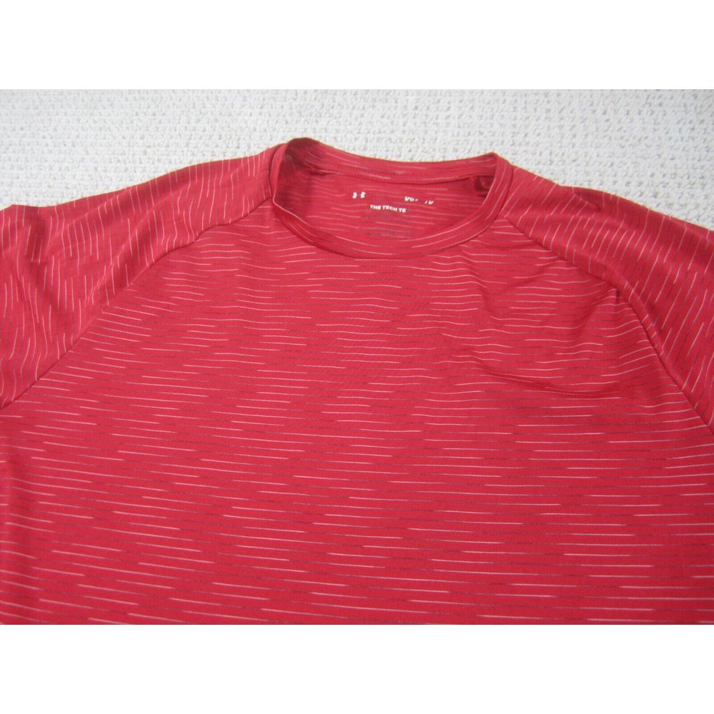 Under Armour Shirt Mens Medium Red Short Sleeve Crew Neck Polyester Casual Sport - Picture 2 of 8